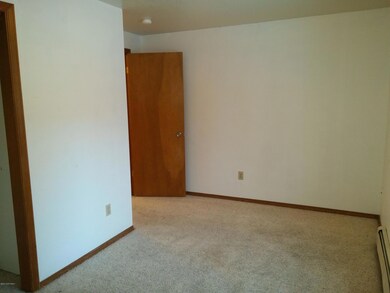 1541 W Tudor Rd unit 8, Anchorage, AK 99503 - photo 5