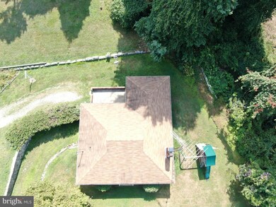 14149 Edgemont Rd, Smithsburg, MD 21783 - photo 3