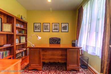 3411 S 2nd Ave, Whitehall, PA 18052 - photo 2