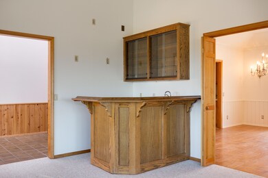 007_Living Room Bar[1]