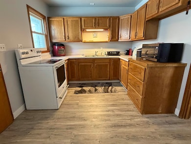 3115 8th St, Columbus, NE 68601 - photo 5