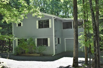 205 Basswood Dr, Hawley, PA 18428 - photo 2