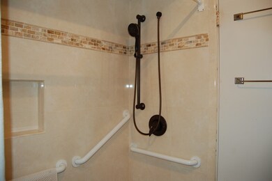 7S440 Plainfield Naperville Rd, Naperville, IL 60540 - photo 7