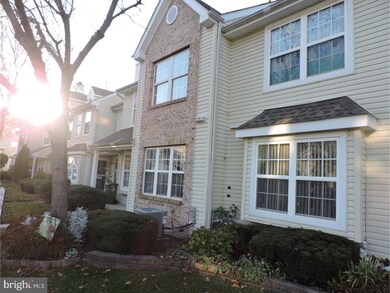 6605 Riverfront Dr unit 6605, Palmyra, NJ 08065 - photo 3