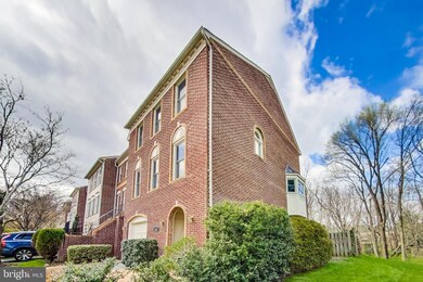 6824 Mclean Province Cir, Falls Church, VA 22043 - photo 3