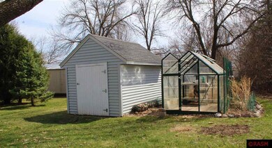 723 23rd St N, New Ulm, MN 56073 - photo 2