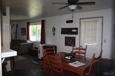 2313 SW 31st St, Redmond, OR 97756 - photo 6