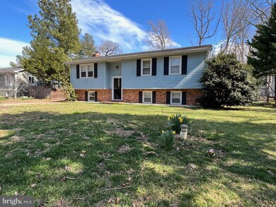 317 Hillsmere Dr, Annapolis, MD 21403 - photo 2