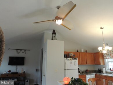 208 Azalea Rd, Colonial Beach, VA 22443 - photo 7