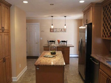 1140 Slocum Rd, Saunderstown, RI 02874 - photo 3