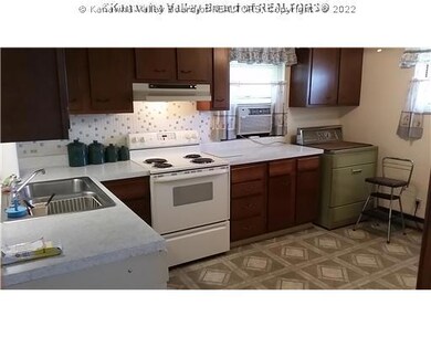 Cafeteria/Kitchen.