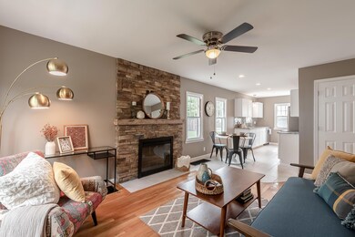 639 E Royal Forest Blvd, Columbus, OH 43214 - photo 3