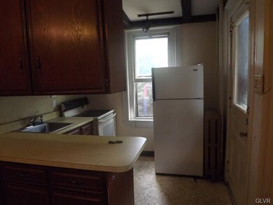 1424 W Turner St unit 1, Allentown, PA 18102 - photo 2