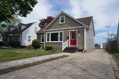 137 N Martin Ave, Waukegan, IL 60085 - photo 2