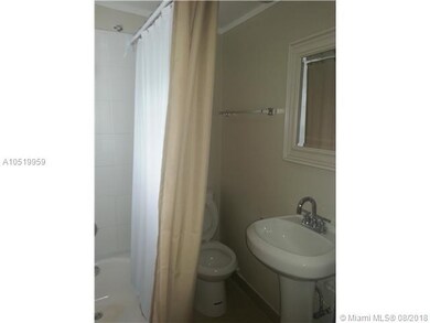 107 GRAND AVE #109 BATHROOM