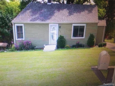 6921 Wegner Rd, Saginaw, MI 48609 - photo 2