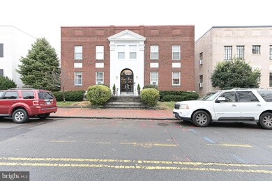 1711 35th St NW unit 7, Washington, DC 20007 - photo 2