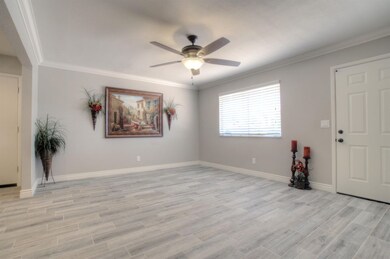 6 - LIVING AREA