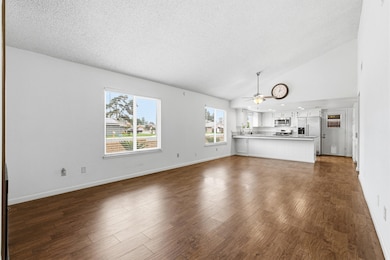 1705 E Cross Ave, Tulare, CA 93274 - photo 7