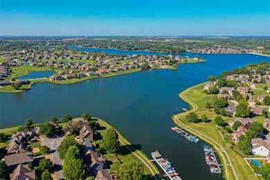 5031 SW Kingfisher Dr, Lees Summit, MO 64082 - photo 5