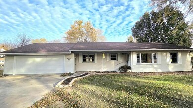 107 W 13th St, Pleasanton, KS 66075 - photo 3