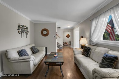 1 Newbury Cir Howell Township-large-010-