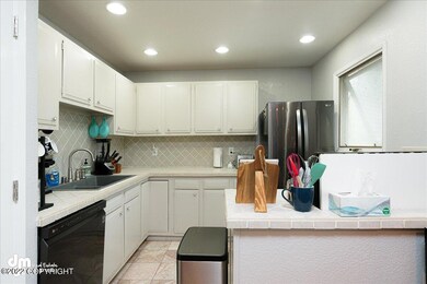 07-Kitchen_MAX1863
