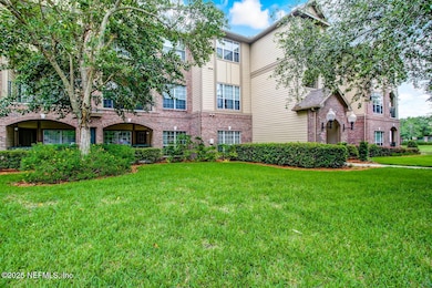 7800 Point Meadows Dr unit 1034, Jacksonville, FL 32256 - photo 3