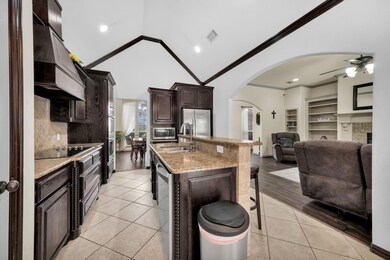 101 Hannah Ct, Weatherford, TX 76085 - photo 4