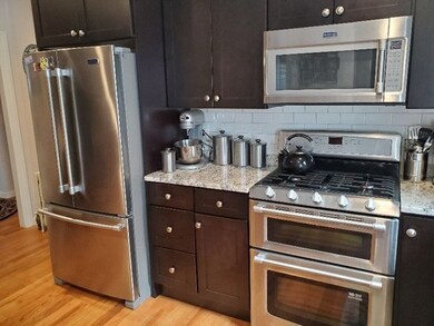 15 Titcomb St unit 1, Newburyport, MA 01950 - photo 4