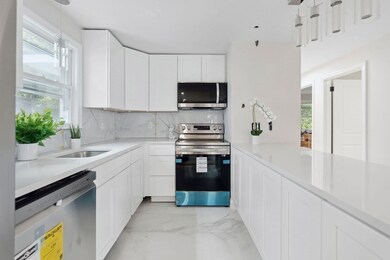 13 Sutherland Rd unit 1, Arlington, MA 02476 - photo 5