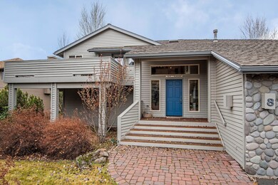 17647 Muir Ln unit 8, Sunriver, OR 97707 - photo 2