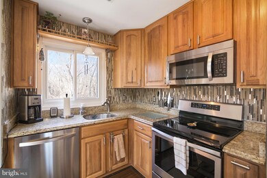 101 E E St, Brunswick, MD 21716 - photo 4