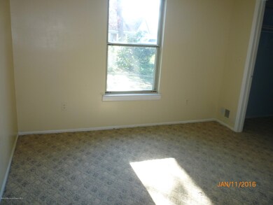 324 Gardenia Dr, Whiting, NJ 08759 - photo 4