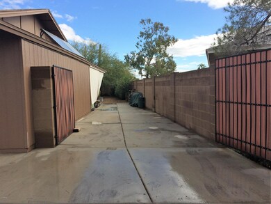 17019 N 95th Dr, Sun City, AZ 85373 - photo 4