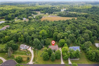 119 Greentree Cir, Aurora, OH 44202 - photo 2