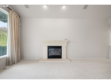 4053 Sabrena Ave, Eugene, OR 97404 - photo 5