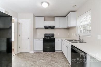 1624 Flagsworth Rd, Clover, SC 29710 - photo 7