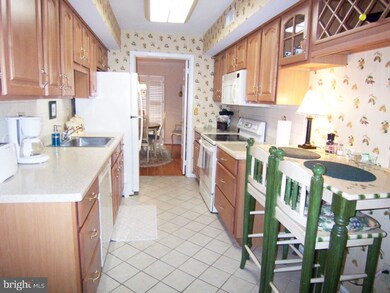 504 Foxwood Ln unit 504, Paoli, PA 19301 - photo 7
