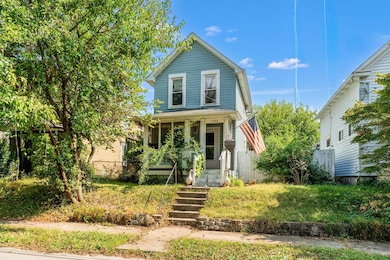 1756 Bruck St (Exterior)-2