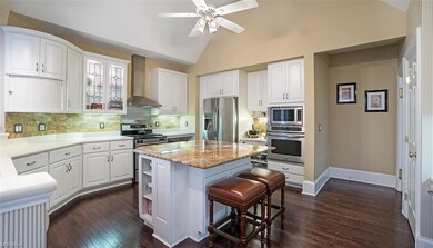 570 Club Dr, Aurora, OH 44202 - photo 7