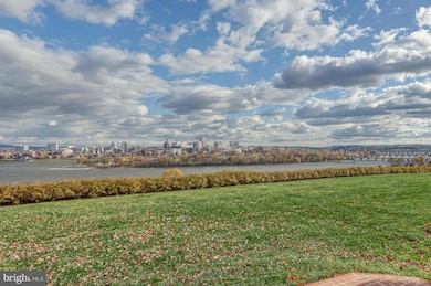 545 Bridgeview Dr, Lemoyne, PA 17043 - photo 5