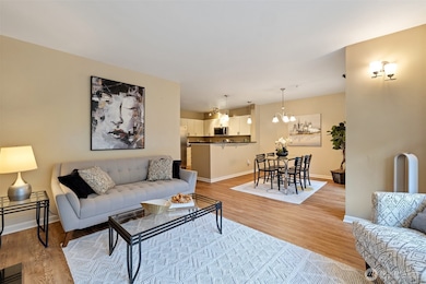 900 Aurora Ave N unit 204, Seattle, WA 98109 - photo 7