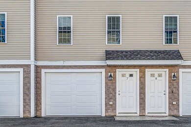 189 Lake St unit 7, East Weymouth, MA 02189 - photo 2