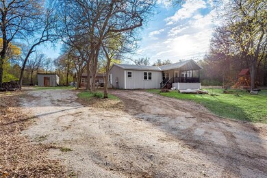 221 Country Side Ct, Springtown, TX 76082 - photo 3