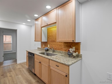 691 Dunbarton Rd, Montgomery, AL 36117 - photo 7