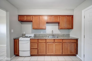 1202 N 49th Place unit A, Phoenix, AZ 85008 - photo 5