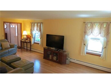 44 Kings Ridge Rd, Wakefield, RI 02879 - photo 5