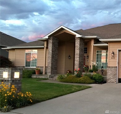 1633 Holly Ln, East Wenatchee, WA 98802 - photo 2