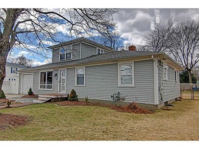 18 Meadowcrest Dr, Riverside, RI 02915 - photo 2